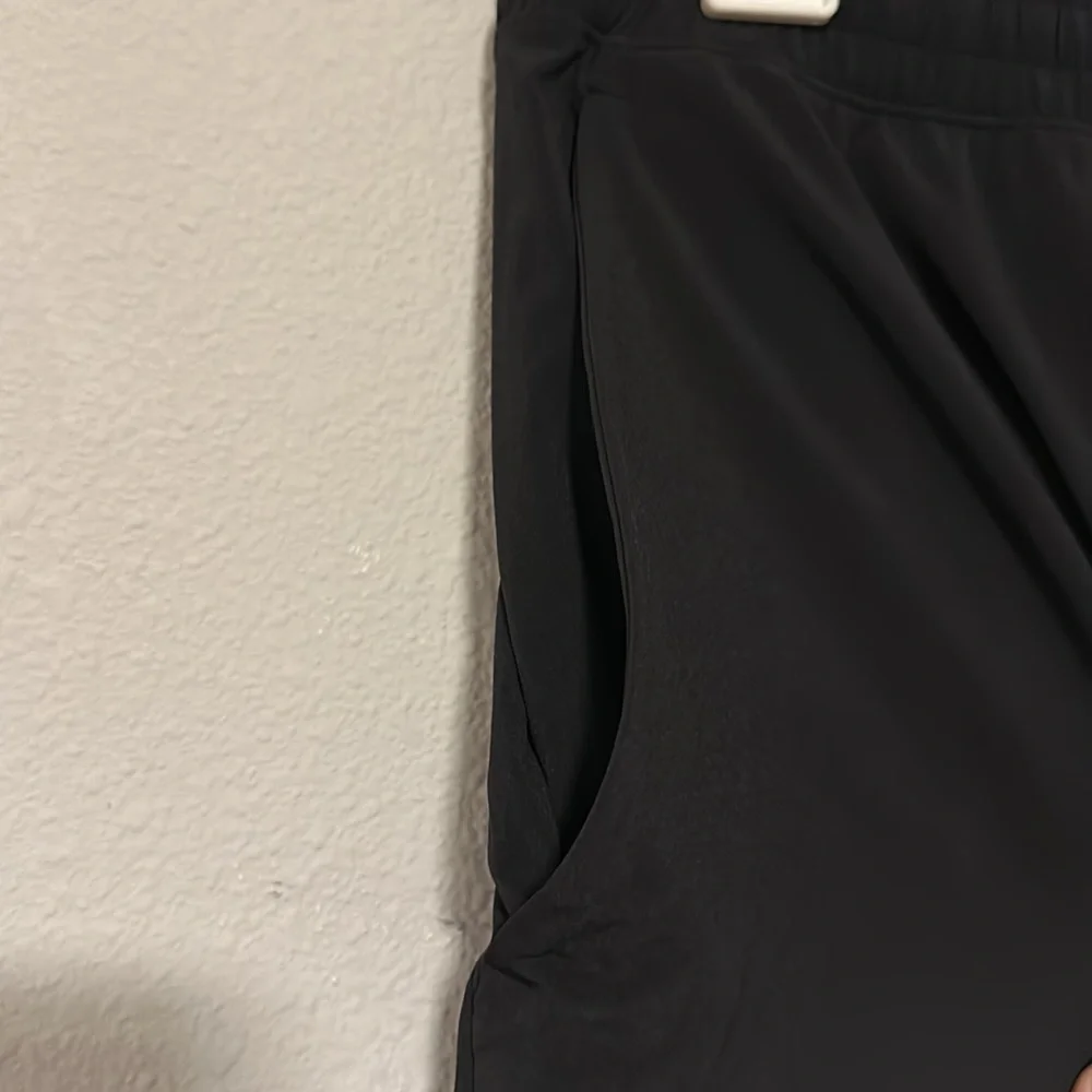lululemon athletica Men's Black Athletic Shorts